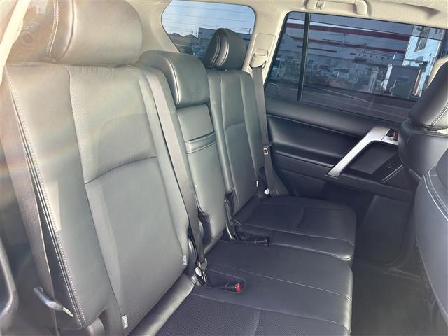 ランドクルーザープラド TX Lパッケージ マットブラックエディション サンルーフ レザーエアシート 純正9インチナビ フルセグ DVD再生 バックカメラ 追従クルーズコントロール LEDオートライト シートベンチレーション 前後ドラレコ ETC 純正18AW(29枚目)