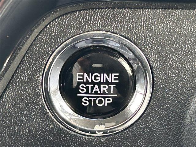 ステップワゴンスパーダ スパーダ　純正ナビ　フリップダウンモニター　フルセグ　ＤＶＤ再生　Ｂｌｕｅｔｏｏｔｈ　バックカメラ　パワースライドドア　クルーズコントロール　ＬＥＤオートライト　ドライブレコーダー　ＥＴＣ（17枚目）