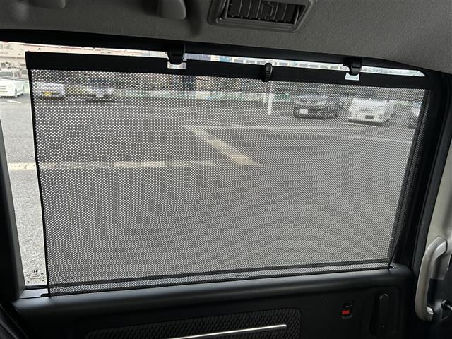 ステップワゴンスパーダ スパーダ　純正ナビ　フリップダウンモニター　フルセグ　ＤＶＤ再生　Ｂｌｕｅｔｏｏｔｈ　バックカメラ　パワースライドドア　クルーズコントロール　ＬＥＤオートライト　ドライブレコーダー　ＥＴＣ（27枚目）