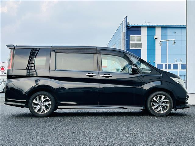 ステップワゴンスパーダ スパーダ　純正ナビ　フリップダウンモニター　フルセグ　ＤＶＤ再生　Ｂｌｕｅｔｏｏｔｈ　バックカメラ　パワースライドドア　クルーズコントロール　ＬＥＤオートライト　ドライブレコーダー　ＥＴＣ（31枚目）