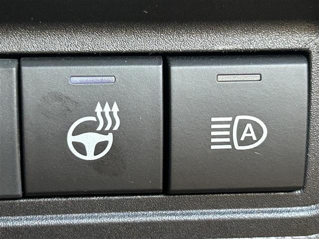 ヤリスクロス ハイブリッドＺ　アドベンチャー　純正ナビ　フルセグ　ＤＶＤ再生　Ｂｌｕｅｔｏｏｔｈ　パノラマモニター　ＡＣＣ　ＬＫＡＳ　シートヒーター　ステアリングヒーター　ＬＥＤオートライト　前後ドラレコ　ＥＴＣ　純正１８ＡＷ（18枚目）