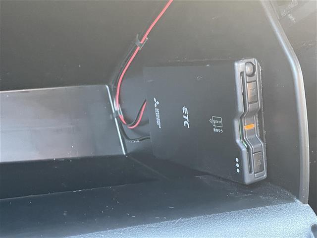 ＣＸ－８ ＸＤ　ブラックトーンエディション　純正１０．２５型ナビ　３６０°カメラ　フルセグ　ＢＴ　ＡＣＣ　ＬＫＡＳ　ＬＥＤライト　メモリーパワーシート　シートヒーター　ステアリングヒーター　ワイヤレス充電　前後ドラレコ　ＥＴＣ　純正１９ＡＷ（23枚目）