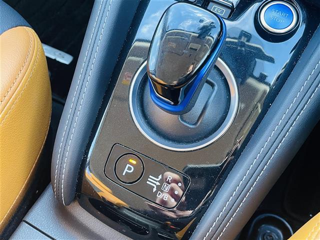 キックス Ｘ　ツートーンインテリアエディション　プロパイロット　純正ナビ　フルセグ　ＤＶＤ再生　Ｂｌｕｅｔｏｏｔｈ　アラウンドビューモニター　デジタルインナーミラー　パワーシート　シートヒーター　ＬＥＤライト　前後ドラレコ　ＥＴＣ　純正１７ＡＷ（9枚目）