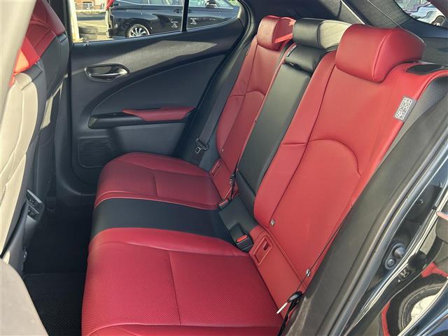 UX UX250h Fスポーツ レザーエアシート 純正ナビ 全周囲モニター フルセグ Bluetooth CarPlay ACC LKAS HUD パワーバックドア ステアリングヒーター 360°ドラレコ ETC2.0 純正18AW(31枚目)