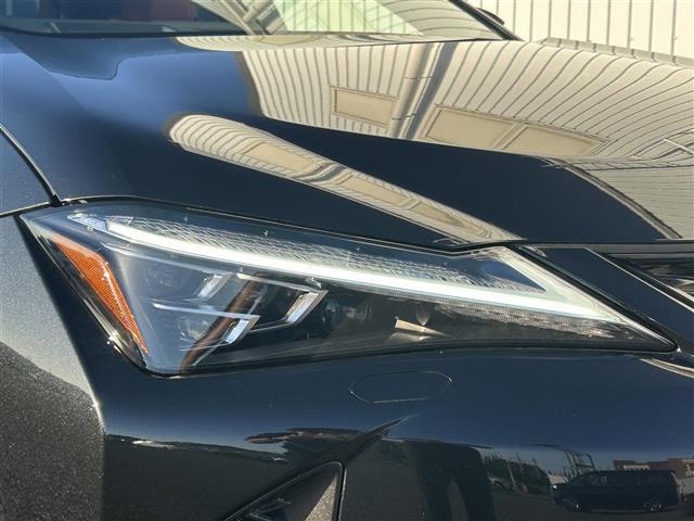 UX UX250h Fスポーツ レザーエアシート 純正ナビ 全周囲モニター フルセグ Bluetooth CarPlay ACC LKAS HUD パワーバックドア ステアリングヒーター 360°ドラレコ ETC2.0 純正18AW(38枚目)