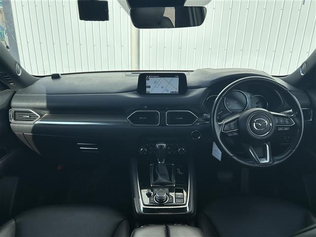 ＣＸ－８ ＸＤ　Ｌパッケージ　レザーエアシート　ＢＯＳＥ　フリップダウンモニター　純正ナビ　フルセグ　ＤＶＤ再生　ＢＴ　３６０°カメラ　ＡＣＣ　ＬＫＡＳ　メモリーパワーシート　パワーバックドア　前後ドラレコ　ＥＴＣ　純正１９ＡＷ（3枚目）