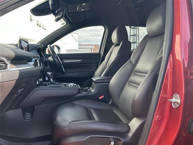 ＣＸ－８ ＸＤ　Ｌパッケージ　レザーエアシート　ＢＯＳＥ　フリップダウンモニター　純正ナビ　フルセグ　ＤＶＤ再生　ＢＴ　３６０°カメラ　ＡＣＣ　ＬＫＡＳ　メモリーパワーシート　パワーバックドア　前後ドラレコ　ＥＴＣ　純正１９ＡＷ（29枚目）