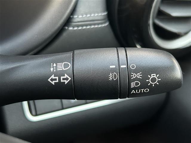 キックス Ｘ　プロパイロット　純正ナビ　アラウンドビュー　フルセグ　ＤＶＤ再生　Ｂｌｕｅｔｏｏｔｈ　デジタルインナーミラー　シートヒーター　ドライブレコーダー　ＥＴＣ　リアスポイラー　純正１７ＡＷ（11枚目）