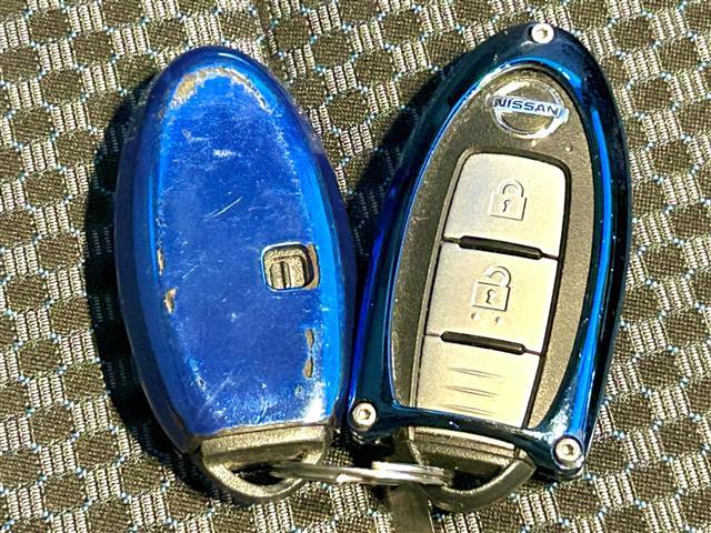 キックス Ｘ　プロパイロット　純正ナビ　アラウンドビュー　フルセグ　ＤＶＤ再生　Ｂｌｕｅｔｏｏｔｈ　デジタルインナーミラー　シートヒーター　ドライブレコーダー　ＥＴＣ　リアスポイラー　純正１７ＡＷ（21枚目）