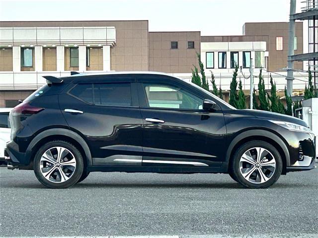 キックス Ｘ　プロパイロット　純正ナビ　アラウンドビュー　フルセグ　ＤＶＤ再生　Ｂｌｕｅｔｏｏｔｈ　デジタルインナーミラー　シートヒーター　ドライブレコーダー　ＥＴＣ　リアスポイラー　純正１７ＡＷ（34枚目）