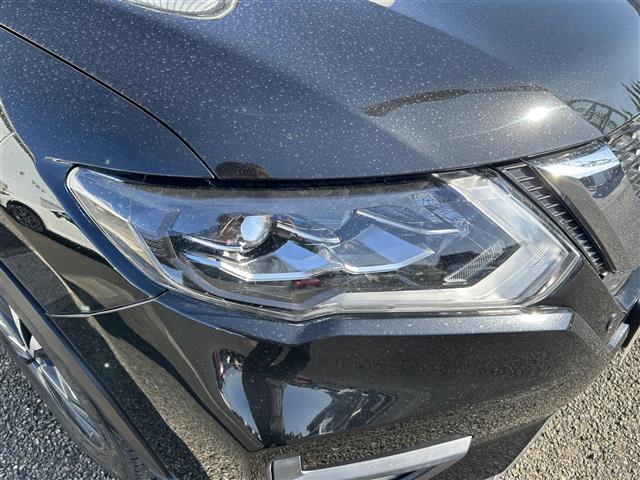 エクストレイル ２０Ｘｉ　プロパイロット　フリップダウンモニター　純正９型ナビ　フルセグ　ＤＶＤ再生　ＢＴ　アラウンドビュー　パワーバックドア　防水シート　シートヒーター　ＬＥＤライト　ドラレコ　ＥＴＣ　純正１８ＡＷ（33枚目）