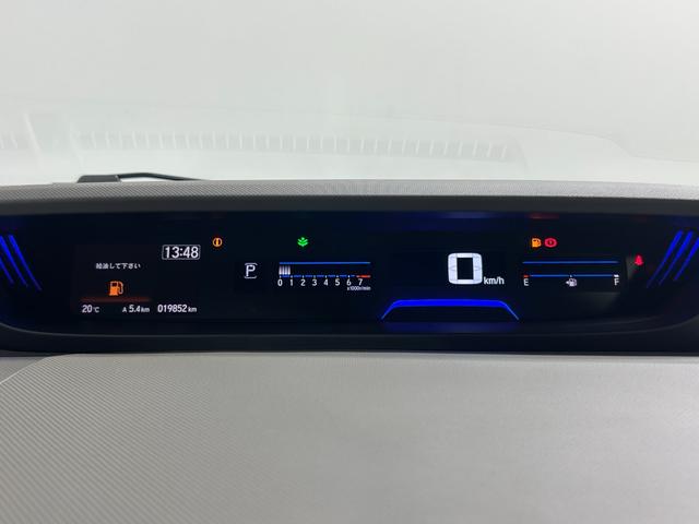 フリード G・ホンダセンシング 純正ナビTV バックカメラ 両側パワースライドドア シートヒーター レーダークルコン 衝突軽減ブレーキ レーンアシスト スマートキー プッシュスタート オートライト 前後ドライブレコーダー ETC(12枚目)