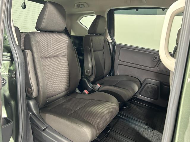 フリード G・ホンダセンシング 純正ナビTV バックカメラ 両側パワースライドドア シートヒーター レーダークルコン 衝突軽減ブレーキ レーンアシスト スマートキー プッシュスタート オートライト 前後ドライブレコーダー ETC(14枚目)