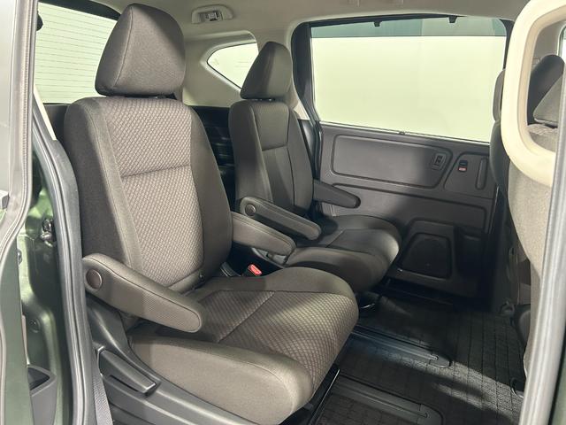 フリード G・ホンダセンシング 純正ナビTV バックカメラ 両側パワースライドドア シートヒーター レーダークルコン 衝突軽減ブレーキ レーンアシスト スマートキー プッシュスタート オートライト 前後ドライブレコーダー ETC(49枚目)