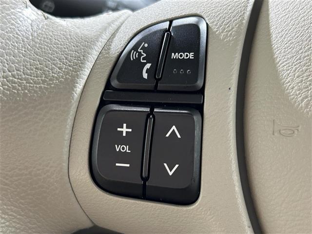 アルトラパン Ｘ　コーナーセンサー　レーンアシスト　プッシュスタート　スマートキー　前方ドライブレコーダー　ＥＴＣ　ＬＥＤライト　ヒートシーター　オートライト　オートエアコン　電格ミラー　純正アルミホイール　ＨＤＤナビ（24枚目）