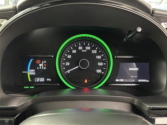 シャトル ハイブリッド メモリナビ 運転席助手席エアバッグ AAC 地デジ Bモニ 盗難防止システム VSA AUX 車線逸脱警報 シートヒーター ナビTV エアバッグ キーレス ABS スマートキー パワーウィンドウ(10枚目)