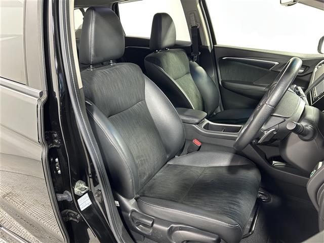 シャトル ハイブリッド メモリナビ 運転席助手席エアバッグ AAC 地デジ Bモニ 盗難防止システム VSA AUX 車線逸脱警報 シートヒーター ナビTV エアバッグ キーレス ABS スマートキー パワーウィンドウ(11枚目)