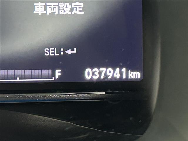 シャトル ハイブリッド メモリナビ 運転席助手席エアバッグ AAC 地デジ Bモニ 盗難防止システム VSA AUX 車線逸脱警報 シートヒーター ナビTV エアバッグ キーレス ABS スマートキー パワーウィンドウ(19枚目)