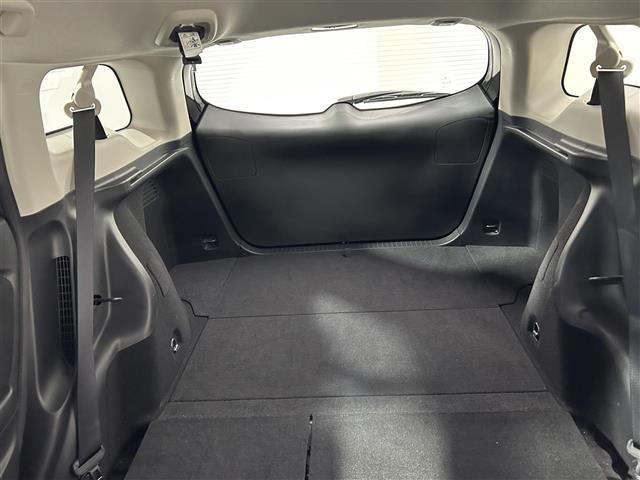 シャトル ハイブリッド メモリナビ 運転席助手席エアバッグ AAC 地デジ Bモニ 盗難防止システム VSA AUX 車線逸脱警報 シートヒーター ナビTV エアバッグ キーレス ABS スマートキー パワーウィンドウ(30枚目)