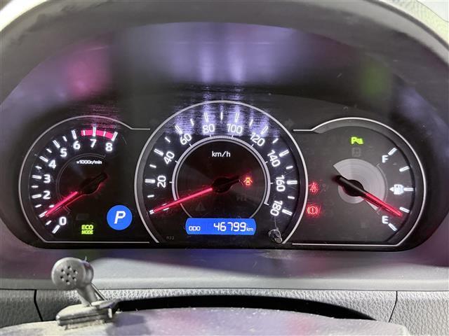 ヴォクシー ZS 煌III コーナーセンサ プリクラッシュ BLUETOOTH スマートキ アイスト DVD再生機能 横滑り防止装置 ナビTV 三列シート WAC AHB 盗難防止 オートエアコン キーレス ETC装備 パワステ(18枚目)