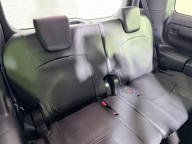 ヴォクシー ZS 煌III コーナーセンサ プリクラッシュ BLUETOOTH スマートキ アイスト DVD再生機能 横滑り防止装置 ナビTV 三列シート WAC AHB 盗難防止 オートエアコン キーレス ETC装備 パワステ(29枚目)