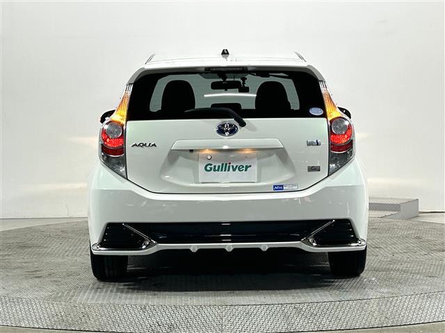 アクア Ｇ　Ｇ’ｓ　ＢＴ接続　ドラレコ付き　ＡＵＴＯライト　ＥＴＣ付き　ＳＤナビゲーション　キーレス　スマートキープッシュスタート　メディアプレイヤー接続　運転席助手席エアバック　横滑防止　ナビＴＶ　パワーステアリング（7枚目）