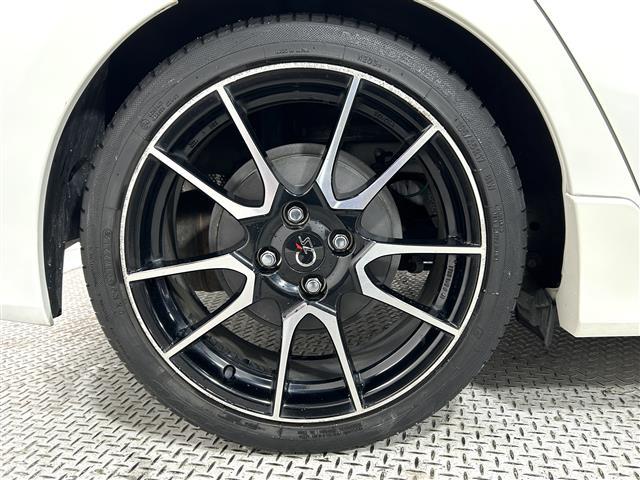 アクア Ｇ　Ｇ’ｓ　ＢＴ接続　ドラレコ付き　ＡＵＴＯライト　ＥＴＣ付き　ＳＤナビゲーション　キーレス　スマートキープッシュスタート　メディアプレイヤー接続　運転席助手席エアバック　横滑防止　ナビＴＶ　パワーステアリング（15枚目）