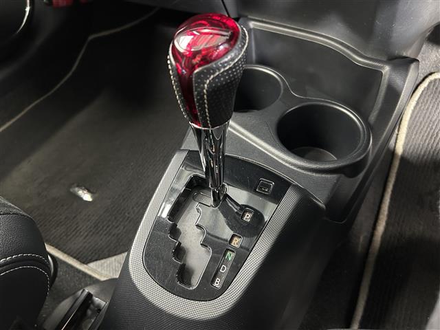 アクア Ｇ　Ｇ’ｓ　ＢＴ接続　ドラレコ付き　ＡＵＴＯライト　ＥＴＣ付き　ＳＤナビゲーション　キーレス　スマートキープッシュスタート　メディアプレイヤー接続　運転席助手席エアバック　横滑防止　ナビＴＶ　パワーステアリング（30枚目）