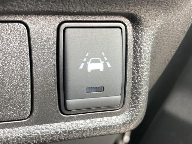 e-パワー メダリスト 純正ナビ(Bluetooth/フルセグTV/DVD再生) エマージェンシーブレーキ アラウンドビューモニター クリアランスソナー ETC ハーフレザーシート スマートルームミラー LEDライト(11枚目)