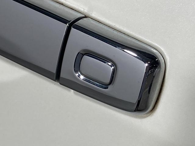 エルグランド ２５０ハイウェイスターＳ　純正ナビ（ＤＶＤ再生／Ｂｌｕｅｔｏｏｔｈ／フルセグ）　後席モニター　Ｂカメラ　両側電動ドア　ＥＴＣ　ドラレコ　ＬＥＤヘッドライト　プッシュスタート　クルコン　スマートキー　ハーフレザー　ＲオートＡ／Ｃ（53枚目）