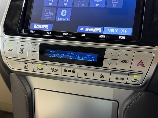 ランドクルーザープラド ＴＸ　Ｌパッケージ　モデリスタエアロ　サンルーフ　ベージュ革シート　純正９ｉｎｃナビＴＶ　バックカメラ　ＯＰ１９ｉｎｃＡＷ　パワーシート／ヒーター／エアコン　レーダーＣ　衝突軽減Ｃ　ＬＫＡ　ルーフレール　ドラレコ　ＥＴＣ（11枚目）