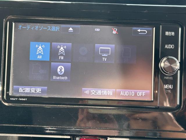 ルーミー カスタムＧ　Ｓ　純正ナビＴＶ　バックカメラ　両側パワースライドドア　シートヒーター　クルーズコントロール　衝突軽減ブレーキ　スマートキー　プッシュスタート　アイドリングストップ　オートライト　ドラレコ　ＥＴＣ（4枚目）