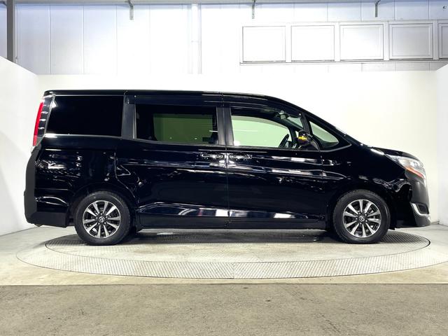 エスクァイア Ｇｉ　黒革シート　純正１０ｉｎｃナビＴＶ　バックカメラ　フリップダウンモニター　シートヒーター　クルーズコントロール　衝突軽減ブレーキ　レーンアシスト　オートハイビーム　両側パワースライドドア（61枚目）