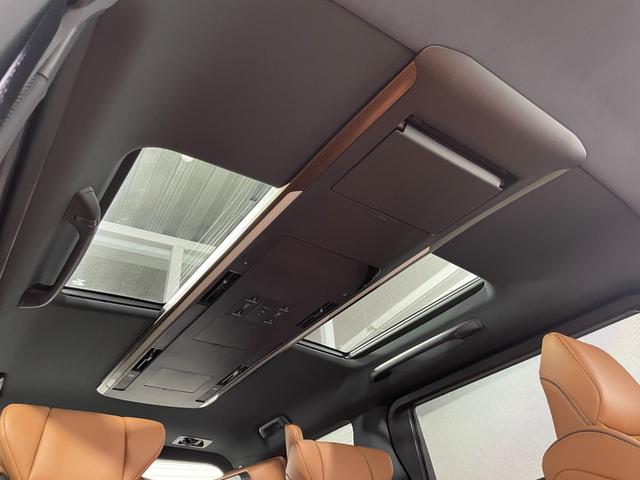 【サンルーフ】車内には爽やかな風や太陽の穏やかな光が差し込みます！！！