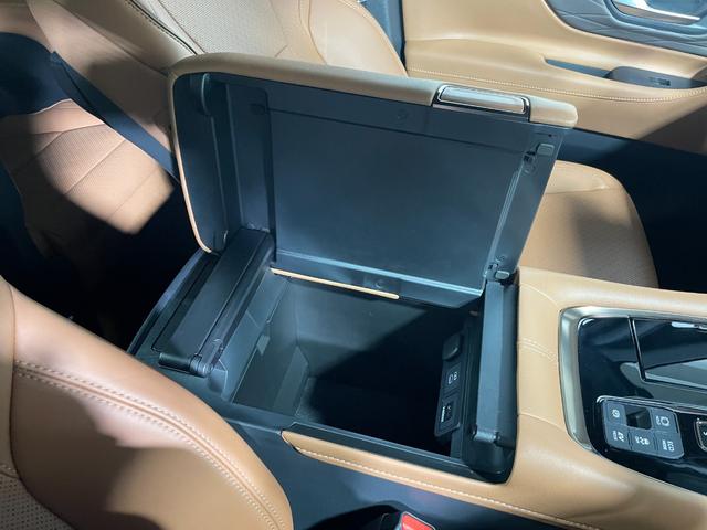 ◆弊社にてナビ・マット・バイザーなど各パーツの取り付けも可能です。◆大阪市／大東市／門真市／四條畷市／八尾市／寝屋川市／交野市／枚方市／守口市／摂津市／柏原市／堺市／吹田市／阪南市／泉南市／田尻町◆