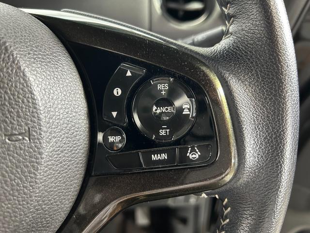 Ｎ－ＢＯＸカスタム Ｇ・Ｌターボホンダセンシング　社外ナビＴＶ　バックカメラ　両側パワースライドドア　ハーフレザー　シートヒーター　レーダークルコン　衝突軽減ブレーキ　レーンアシスト　スマートキー　プッシュスタート　オートライト　ＬＥＤヘッドライト（7枚目）