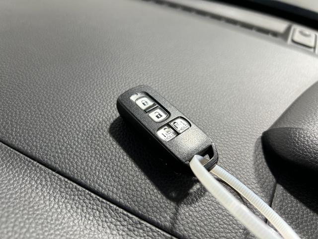 Ｎ－ＢＯＸカスタム Ｇ・Ｌターボホンダセンシング　社外ナビＴＶ　バックカメラ　両側パワースライドドア　ハーフレザー　シートヒーター　レーダークルコン　衝突軽減ブレーキ　レーンアシスト　スマートキー　プッシュスタート　オートライト　ＬＥＤヘッドライト（49枚目）