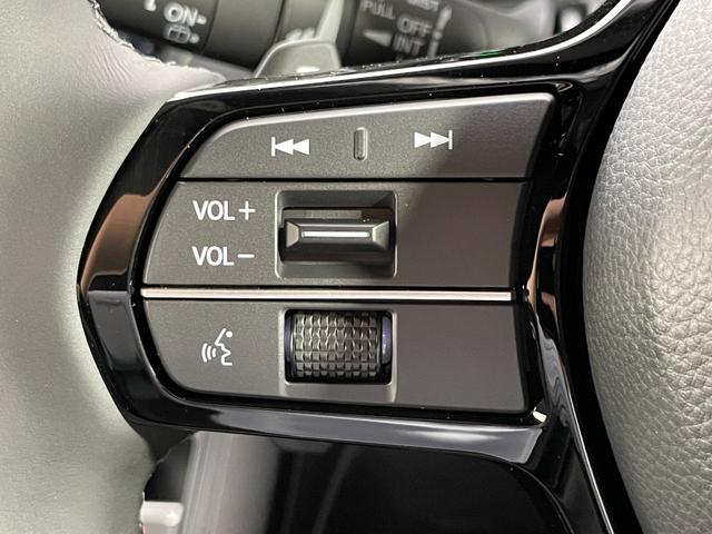 ステップワゴン ｅ：ＨＥＶスパーダ　１１．４ｉｎｃナビ　バックカメラ　Ｂｌｕｅｔｏｏｔｈ　フルセグＴＶ　ＤＶＤ再生　ホンダセンシング　レーダークルーズ　電動リアゲート　両側パワースライドドア　シートヒーター　ＢＳＭ　オートライト　ＬＥＤ（23枚目）