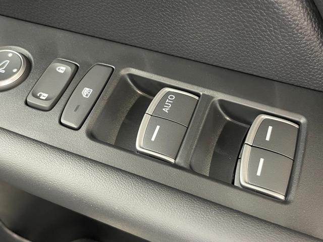 ステップワゴン ｅ：ＨＥＶスパーダ　１１．４ｉｎｃナビ　バックカメラ　Ｂｌｕｅｔｏｏｔｈ　フルセグＴＶ　ＤＶＤ再生　ホンダセンシング　レーダークルーズ　電動リアゲート　両側パワースライドドア　シートヒーター　ＢＳＭ　オートライト　ＬＥＤ（43枚目）