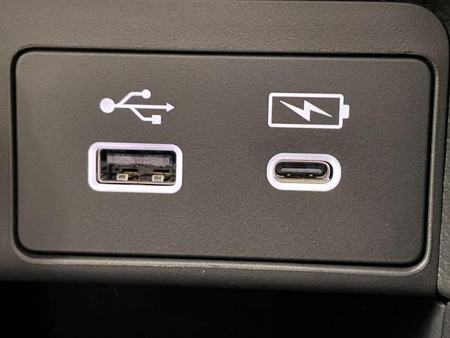 ステップワゴン ｅ：ＨＥＶスパーダ　１１．４ｉｎｃナビ　バックカメラ　Ｂｌｕｅｔｏｏｔｈ　フルセグＴＶ　ＤＶＤ再生　ホンダセンシング　レーダークルーズ　電動リアゲート　両側パワースライドドア　シートヒーター　ＢＳＭ　オートライト　ＬＥＤ（50枚目）