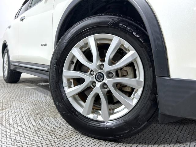 エクストレイル ２０Ｘ　ハイブリッド　助手席スライドアップシート　純正ナビＴＶ　３６０カメラ　デジタルインナーミラー　黒革シート　衝突軽減ブレーキ　レーンアシスト　電動リアゲート　ドライブレコーダー　ＬＥＤライト　スマートキー（18枚目）
