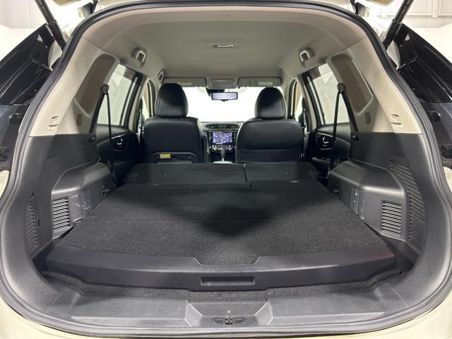 エクストレイル ２０Ｘ　ハイブリッド　助手席スライドアップシート　純正ナビＴＶ　３６０カメラ　デジタルインナーミラー　黒革シート　衝突軽減ブレーキ　レーンアシスト　電動リアゲート　ドライブレコーダー　ＬＥＤライト　スマートキー（55枚目）