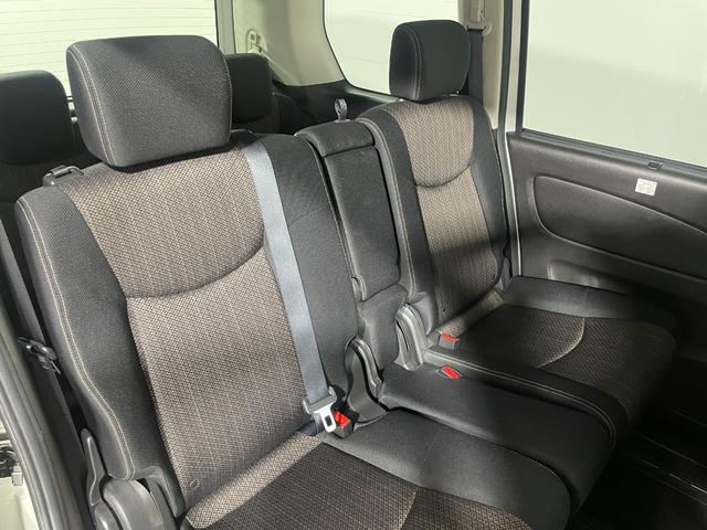 セレナ ハイウェイスター　Ｖセレ＋セーフティＩＩ　ＳＨＶ　純正ナビＴＶ　３６０カメラクルーズコントロール　衝突軽減Ｂ　レーンアシスト　両側パワースライドドア　リアオートエアコン　ＬＥＤライト　オートライト　クリアランスソナー　スマートキー　ＥＴＣ　ドラレコ（14枚目）