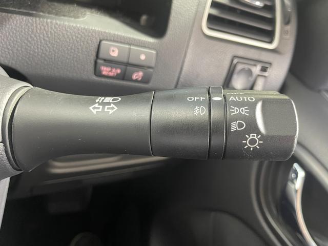 セレナ ハイウェイスター　Ｖセレ＋セーフティＩＩ　ＳＨＶ　純正ナビＴＶ　３６０カメラクルーズコントロール　衝突軽減Ｂ　レーンアシスト　両側パワースライドドア　リアオートエアコン　ＬＥＤライト　オートライト　クリアランスソナー　スマートキー　ＥＴＣ　ドラレコ（31枚目）