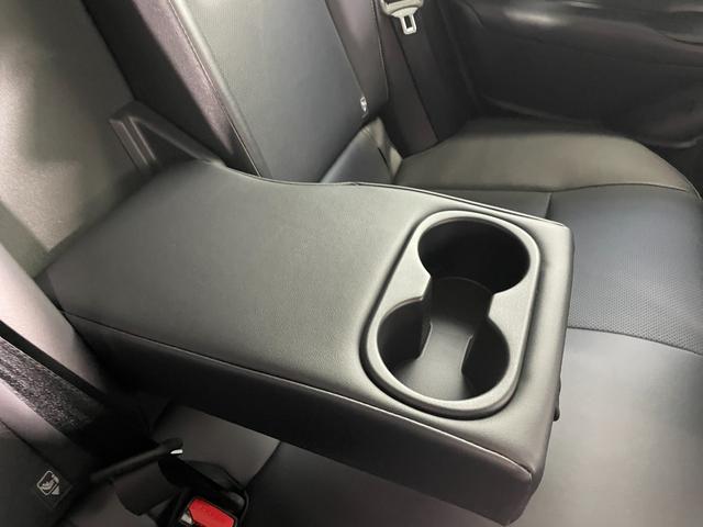 プリウス Ｚ　黒革シートトヨタチームメイト　アドバンストパーク　純正１２．３ｉｎｃナビＴＶ　３６０カメラ　パワーシート／ヒーター／エアコン　ステアリングヒーター　電動リアゲート　レーダーＣ　ＰＣＳ　ＬＫＡ　ＢＳＭ（54枚目）