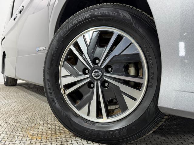 セレナ ｅ－パワー　ハイウェイスターＶ　ＰｒｏＰＩＬＯＴ　純正９ｉｎｃナビＴＶ　３６０カメラ　後席モニター　デジタルインナーミラー　シート＆ステアリングヒーター　レーダーＣ　衝突軽減Ｂ　レーンアシスト　ＢＳＭ　両側パワースライドドア　ＥＴＣ（18枚目）