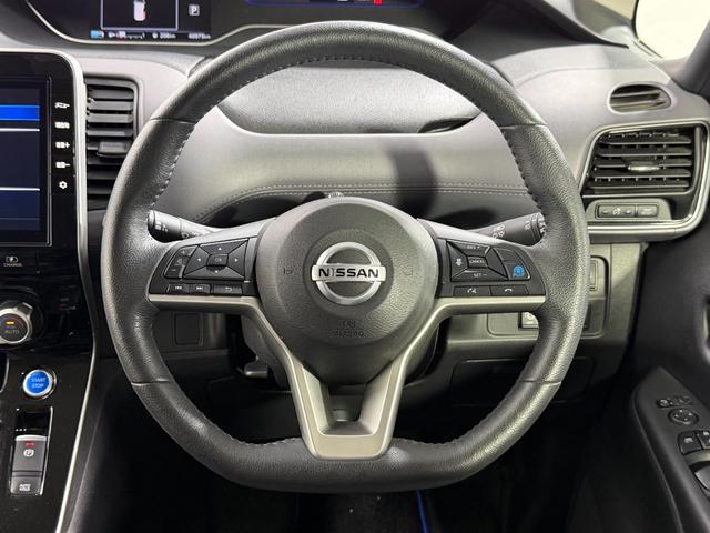 セレナ ｅ－パワー　ハイウェイスターＶ　ＰｒｏＰＩＬＯＴ　純正９ｉｎｃナビＴＶ　３６０カメラ　後席モニター　デジタルインナーミラー　シート＆ステアリングヒーター　レーダーＣ　衝突軽減Ｂ　レーンアシスト　ＢＳＭ　両側パワースライドドア　ＥＴＣ（25枚目）
