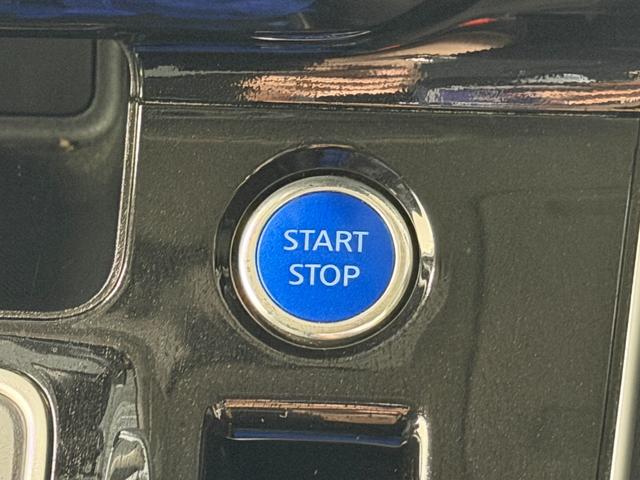 セレナ ｅ－パワー　ハイウェイスターＶ　ＰｒｏＰＩＬＯＴ　純正９ｉｎｃナビＴＶ　３６０カメラ　後席モニター　デジタルインナーミラー　シート＆ステアリングヒーター　レーダーＣ　衝突軽減Ｂ　レーンアシスト　ＢＳＭ　両側パワースライドドア　ＥＴＣ（29枚目）