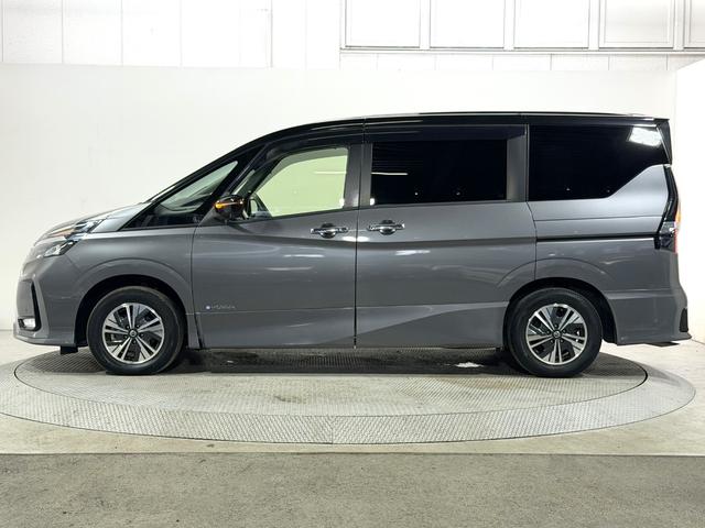セレナ ｅ－パワー　ハイウェイスターＶ　ＰｒｏＰＩＬＯＴ　純正９ｉｎｃナビＴＶ　３６０カメラ　後席モニター　デジタルインナーミラー　シート＆ステアリングヒーター　レーダーＣ　衝突軽減Ｂ　レーンアシスト　ＢＳＭ　両側パワースライドドア　ＥＴＣ（64枚目）
