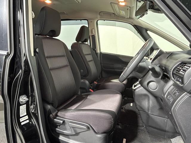 セレナ ハイウェイスター　ＰｒｏＰＩＬＯＴ　純正１０ｉｎｃナビＴＶ　フリップダウンモニター　デジタルインナーミラー　パークアシスト　レーダーＣ　衝突軽減Ｂ　レーンアシスト　クリアランスソナー　ＬＥＤライト　ＥＴＣ　ドラレコ（13枚目）